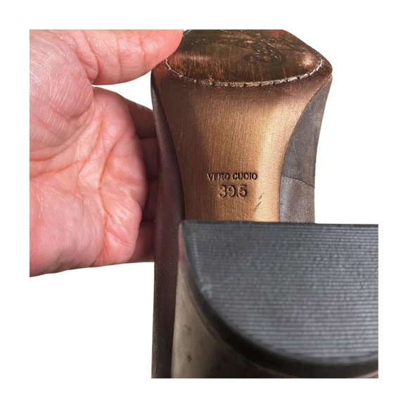 Modern Vintage Distressed Block Heel Y2K 3.5 in Chunky Heel NWOT - Picture 5 of 7